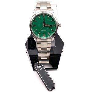 Men’s Green Dial Quartz Dress Watch New Unworn